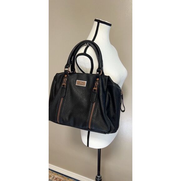 Cameleon Sahara vegan pebbled leather shoulder bag - Picture 1 of 9